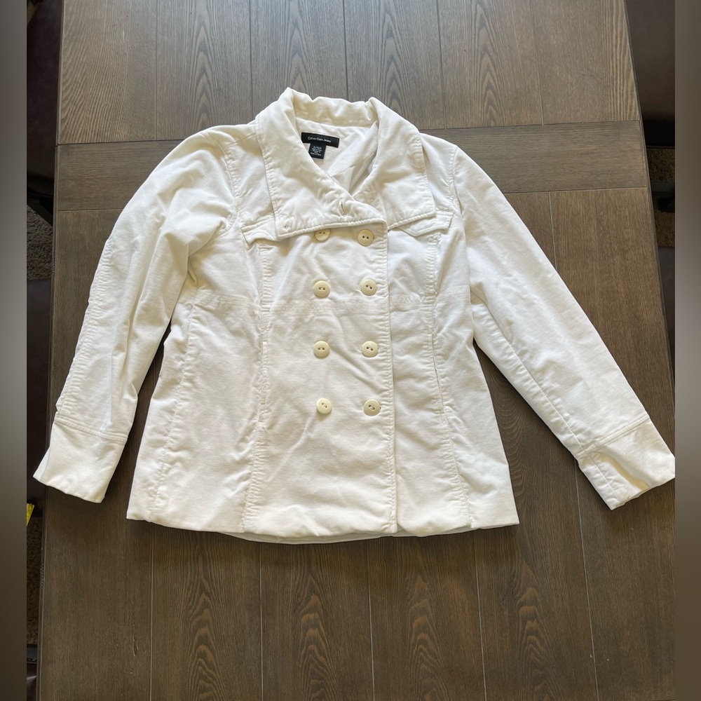 Calvin Klein woman’s button up coat. Size XL